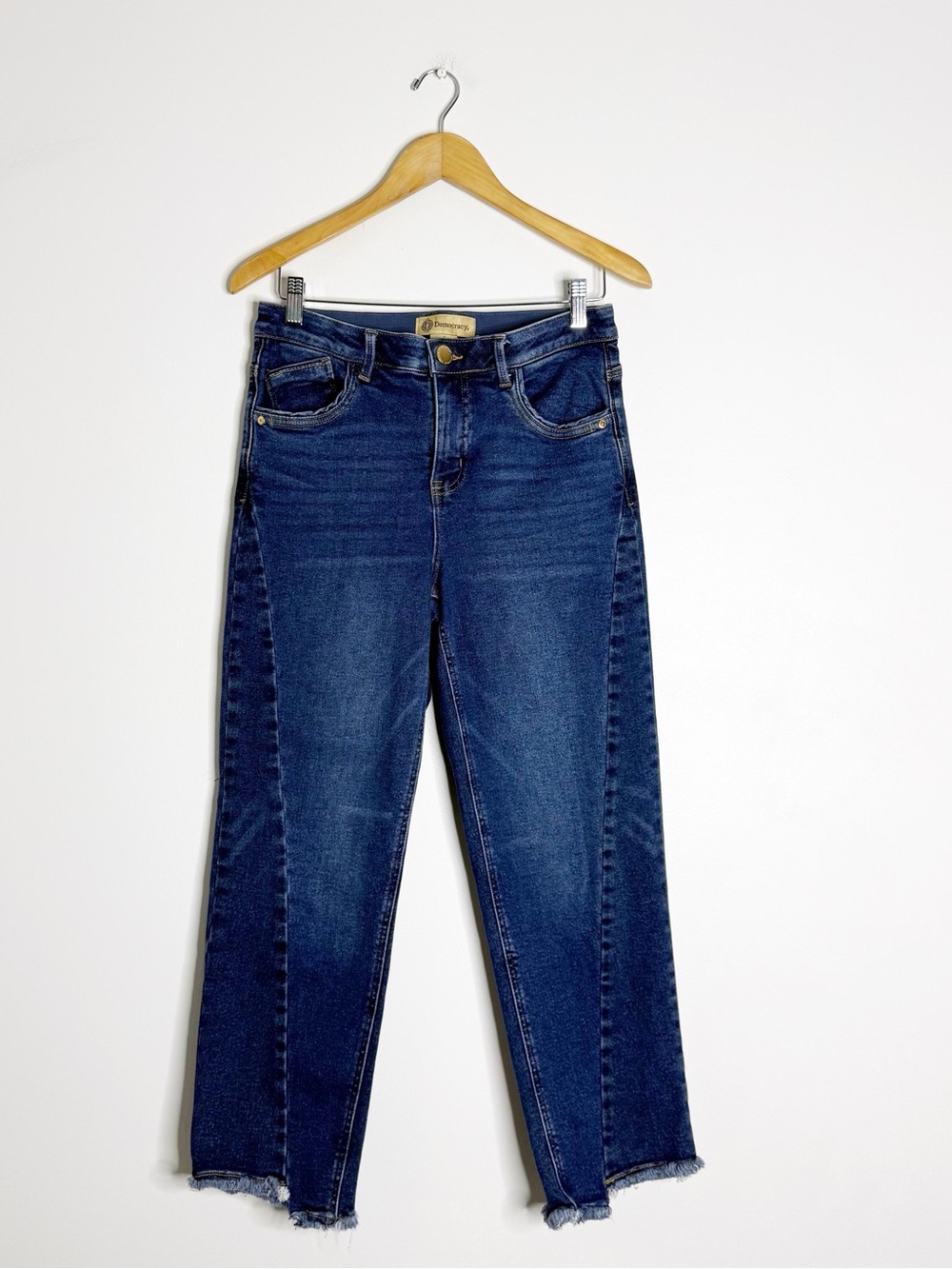 Democracy Ab Solution Straight Leg Jeans Size 6 Angled Seam Raw Hem